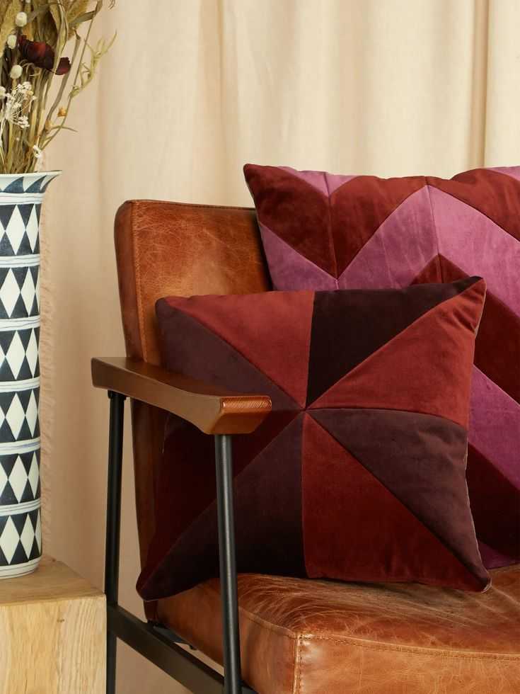 TILLI craftsmen create your patchwork cushion cover